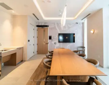 #114-30 Dreamers Way N/A Regent Park 2睡房3卫生间1车位, 出售价格769900.00加元