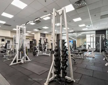 #504-77 Harbour Sq Waterfront Communities C1 beds 1 baths 1 garage 539900.00