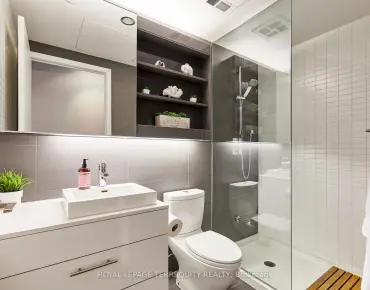 
            #702-32 Trolley Cres Moss Park 2睡房2卫生间1车位, 出售价格888000.00加元                    