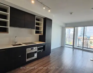 
            #2513-20 Edward St Bay Street Corridor 2睡房1卫生间车位, 出售价格648800.00加元                    