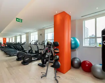 #700-38 Avenue Rd Annex 3 beds 4 baths 3 garage 4880000.00