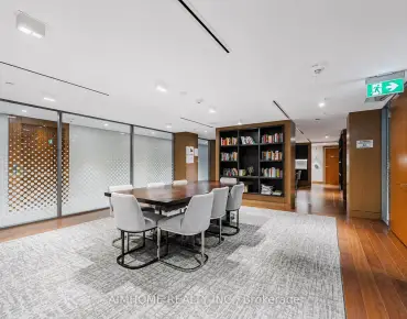 #409-15 Queens Quay E Waterfront Communities C8 1睡房1卫生间车位, 出售价格588000.00加元