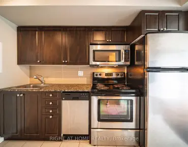 #1206-215 Fort York Blvd Niagara beds 1 baths 1 garage 379900.00