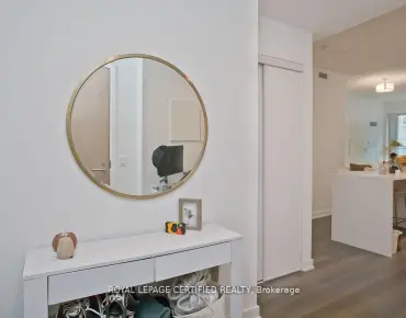 #1905-125 Blue Jays Way Bay Street Corridor 2 beds 2 baths garage 740000.00