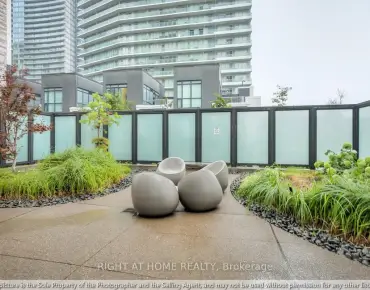 #511-95 McMahon Dr Bayview Village 3睡房2卫生间2车位, 出售价格900000.00加元
