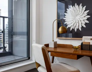 
            #1606-39 Sherbourne St Moss Park 3睡房3卫生间1车位, 出售价格1998000.00加元                    