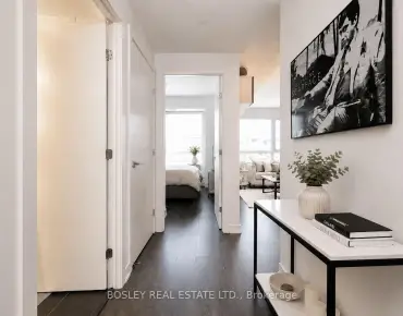 
            #209-223 St Clair Ave Casa Loma 1睡房1卫生间1车位, 出售价格629000.00加元                    