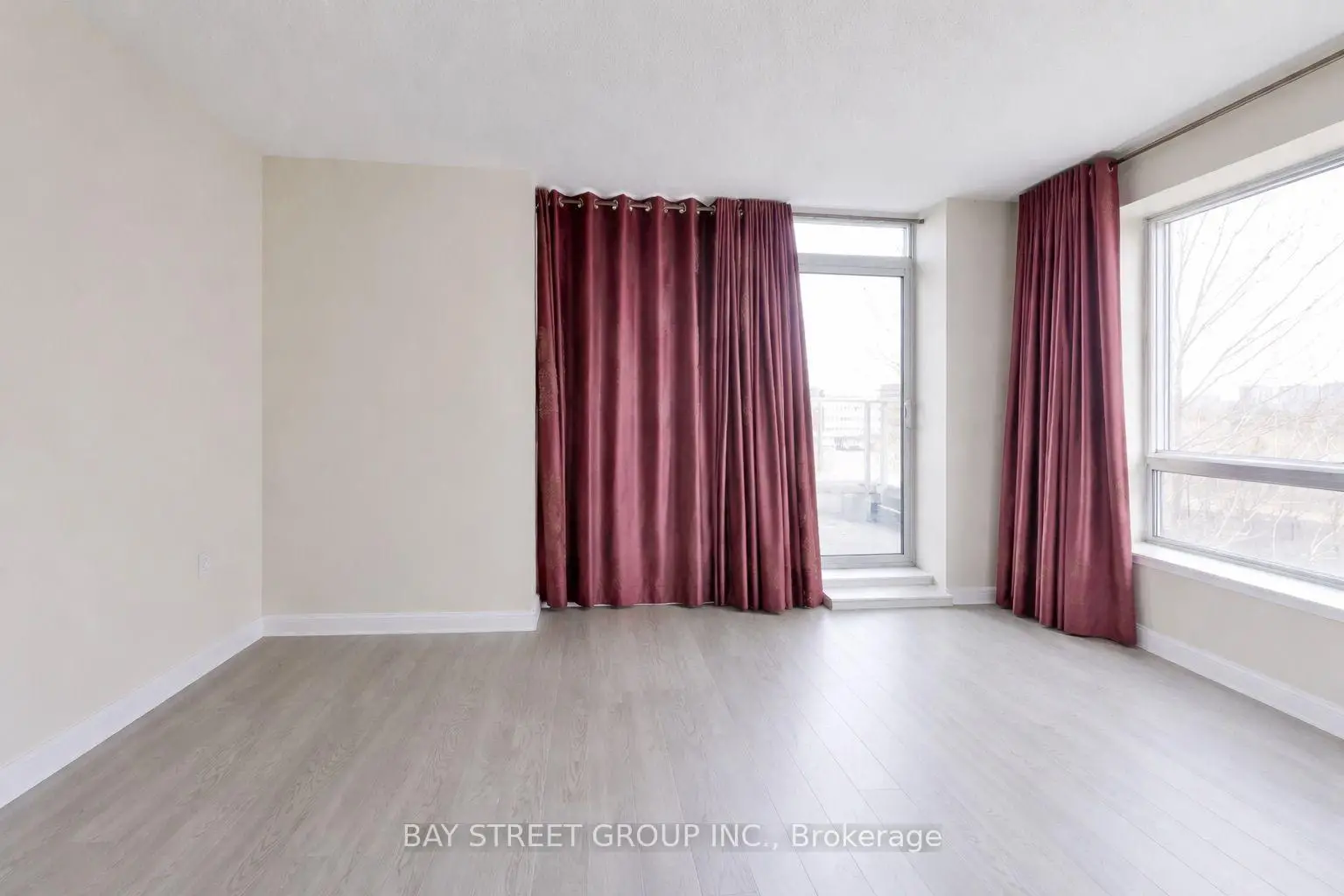 Toronto 共管镇屋