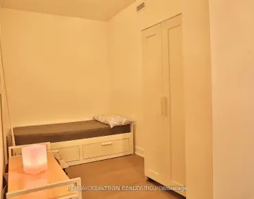 
            #303-1486 Bathurst St Humewood-Cedarvale 1睡房1卫生间1车位, 出售价格439000.00加元                    