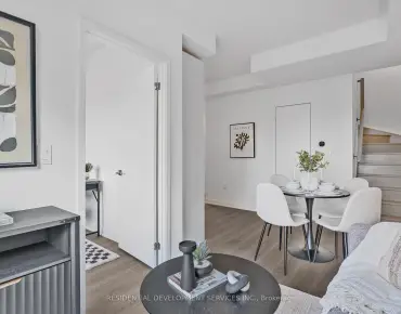 #156-67 Curlew Dr Parkwoods-Donalda 3睡房3卫生间1车位, 出售价格669000.00加元