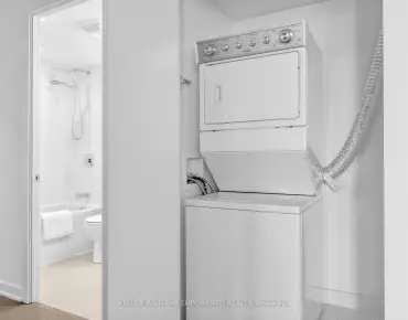 
            #406-130 Rusholme Rd Dufferin Grove 2睡房2卫生间2车位, 出售价格1099000.00加元                    