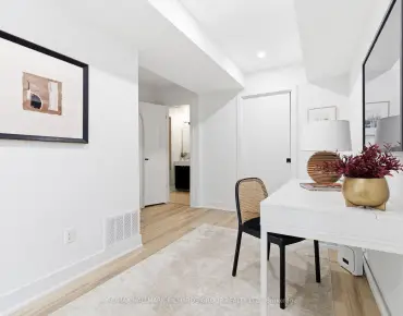 #8-118 Finch Ave W Newtonbrook West 2 beds 3 baths 1 garage 679900.00