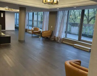
            #1605-388 Bloor St E Rosedale-Moore Park 2睡房2卫生间2车位, 出售价格649000.00加元                    
