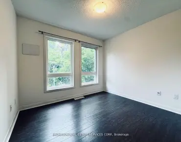 
            #Th10-19 Anndale Dr Willowdale East 3睡房3卫生间2车位, 出售价格1300000.00加元                    