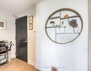 #814-3018 Yonge St Lawrence Park South 2 beds 2 baths 1 garage 1099900.00
