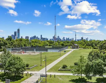 #TH1-288 St Clair Ave W Forest Hill South 3 beds 3 baths 2 garage 1950000.00