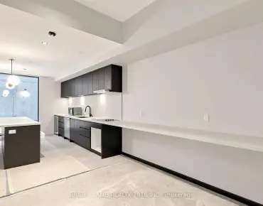 
            #701-284 King St E Moss Park 1睡房1卫生间车位, 出售价格599900.00加元                    