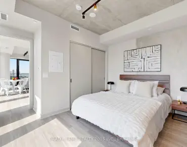 #2903-284 King St E Moss Park 2 beds 2 baths 1 garage 1099900.00