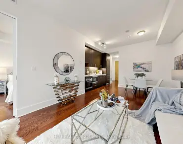 #602-29 Queens Quay E Waterfront Communities C8 1睡房2卫生间1车位, 出售价格699900.00加元