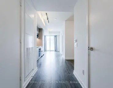 #1008-425 Front St E Waterfront Communities C8 1 beds 1 baths garage 479000.00