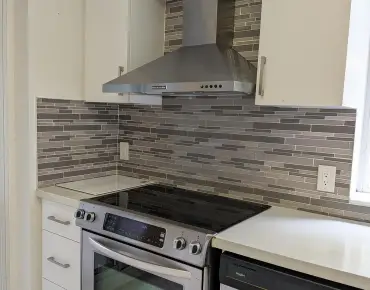 #305-260 Doris Ave Willowdale East 2 beds 2 baths 1 garage 679000.00