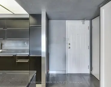 #812-65 Scadding Ave Waterfront Communities C8 1 beds 1 baths 1 garage 559900.00