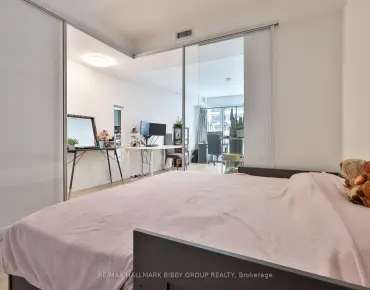 #302-127 Broadway Ave Mount Pleasant West 1 beds 1 baths garage 429900.00