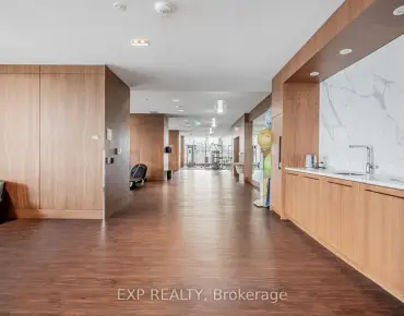 #611-19 Bathurst St Waterfront Communities C1 3 beds 2 baths 1 garage 719000.00