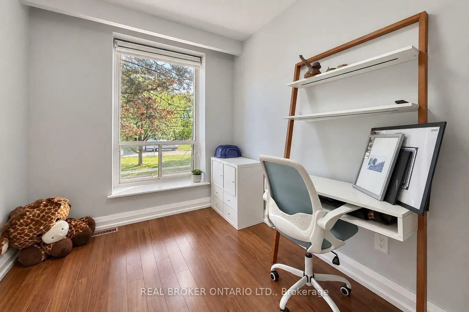 Toronto 共管镇屋