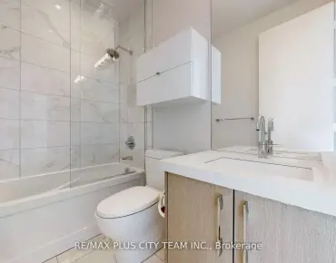 
#1305-39 Queens Quay E Waterfront Communities C8 3 beds 3 baths 2 garage 2199999.00        
