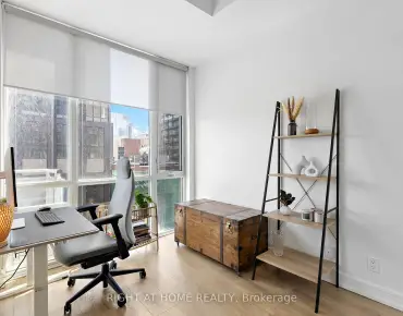 
            #N505-116 George St Moss Park 2睡房1卫生间1车位, 出售价格749000.00加元                    