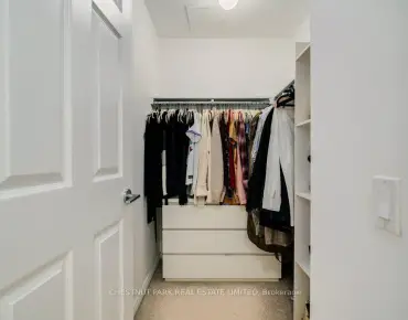 #115-455 Rosewell Ave Lawrence Park North 2睡房2卫生间1车位, 出售价格899000.00加元