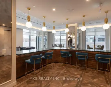 #4115-180 Front St E Moss Park 1睡房1卫生间车位, 出售价格407000.00加元