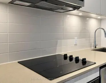 
            #1839-135 Lower Sherbourne St Moss Park 1睡房1卫生间车位, 出售价格475000.00加元                    