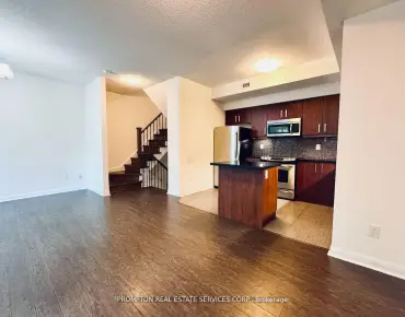 
            #Th10-19 Anndale Dr Willowdale East 3睡房3卫生间2车位, 出售价格1249000.00加元                    