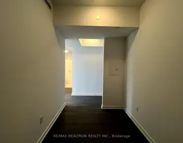 
#N1102-7 Golden Lion Hts Newtonbrook East 1 beds 1 baths  garage 469000.00        