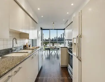 
            #PH3-38 Avoca Ave Rosedale-Moore Park 2睡房3卫生间2车位, 出售价格2195000.00加元                    