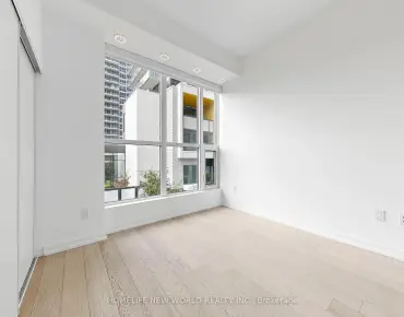 
            #TH15-113 McMahon Dr Bayview Village 3睡房4卫生间2车位, 出售价格980000.00加元                    
