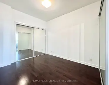 
#2201-12 York St Waterfront Communities C1 1 beds 1 baths  garage 428800.00        