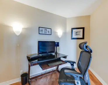 #623-1720 Eglinton Ave E Victoria Village 1睡房1卫生间1车位, 出售价格419900.00加元