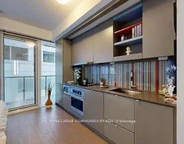 #602-101 PETER St Waterfront Communities C1 beds 1 baths garage 399888.00