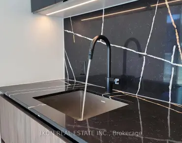 
            #912-425 Front St East St Waterfront Communities C8 3睡房2卫生间1车位, 出售价格1199000.00加元                    