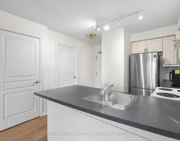 
##505-140 Bathurst St Niagara 1 beds 1 baths 1 garage 449900.00        