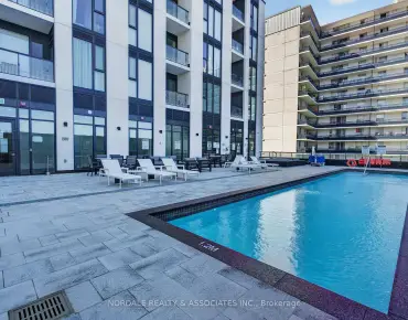 #TH08-5858 Yonge St Newtonbrook West 3睡房2卫生间2车位, 出售价格985000.00加元