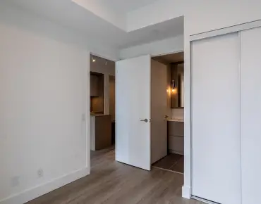 #327-6 Greenbriar Rd Bayview Village 2睡房2卫生间车位, 出售价格668900.00加元