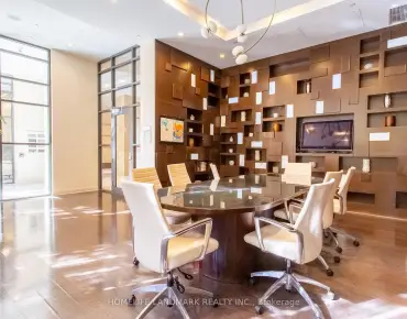 500 Doris Ave Willowdale East 3睡房3卫生间1车位, 出售价格935000.00加元