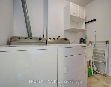 #609-4200 Bathurst St Clanton Park 2 beds 2 baths 2 garage 660000.00