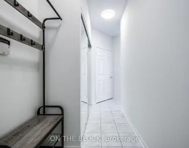 #1515-230 Queens Quay W Waterfront Communities C1 2睡房2卫生间1车位, 出售价格1230000.00加元