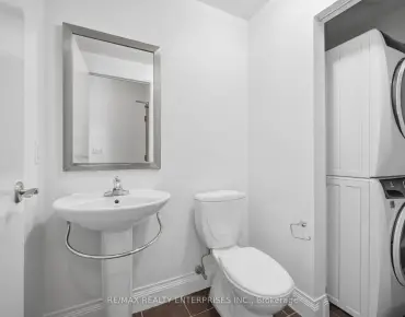 
            #4501-2191 Yonge St Mount Pleasant West 1睡房2卫生间1车位, 出售价格699000.00加元                    