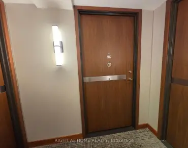 
#602-17 Bathurst St Waterfront Communities C1 2 beds 2 baths 1 garage 559900.00        